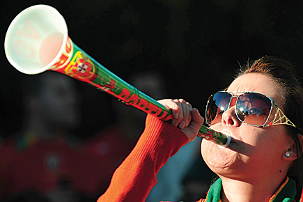 Vuvuzela - Open The Magazine
