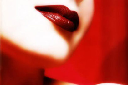 slut-scarlet-lipstick
