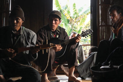 Albinus Kharkongor and fellow musicians in ‘Brief Life of Insects’ (Photos: TARUN BHARTIYA)