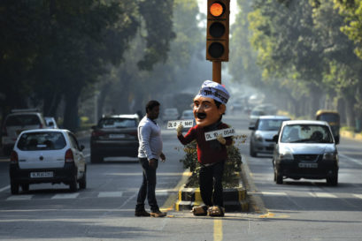 NUMBER TERROR: A dummy of Arvind Kejriwal promotes the odd-even rule in Delhi (Photo: GETTY IMAGES)