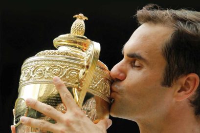 Roger Federer wins his eighth Wimbledon title