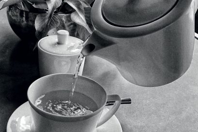 Luxury Tea: Hug In a Cup